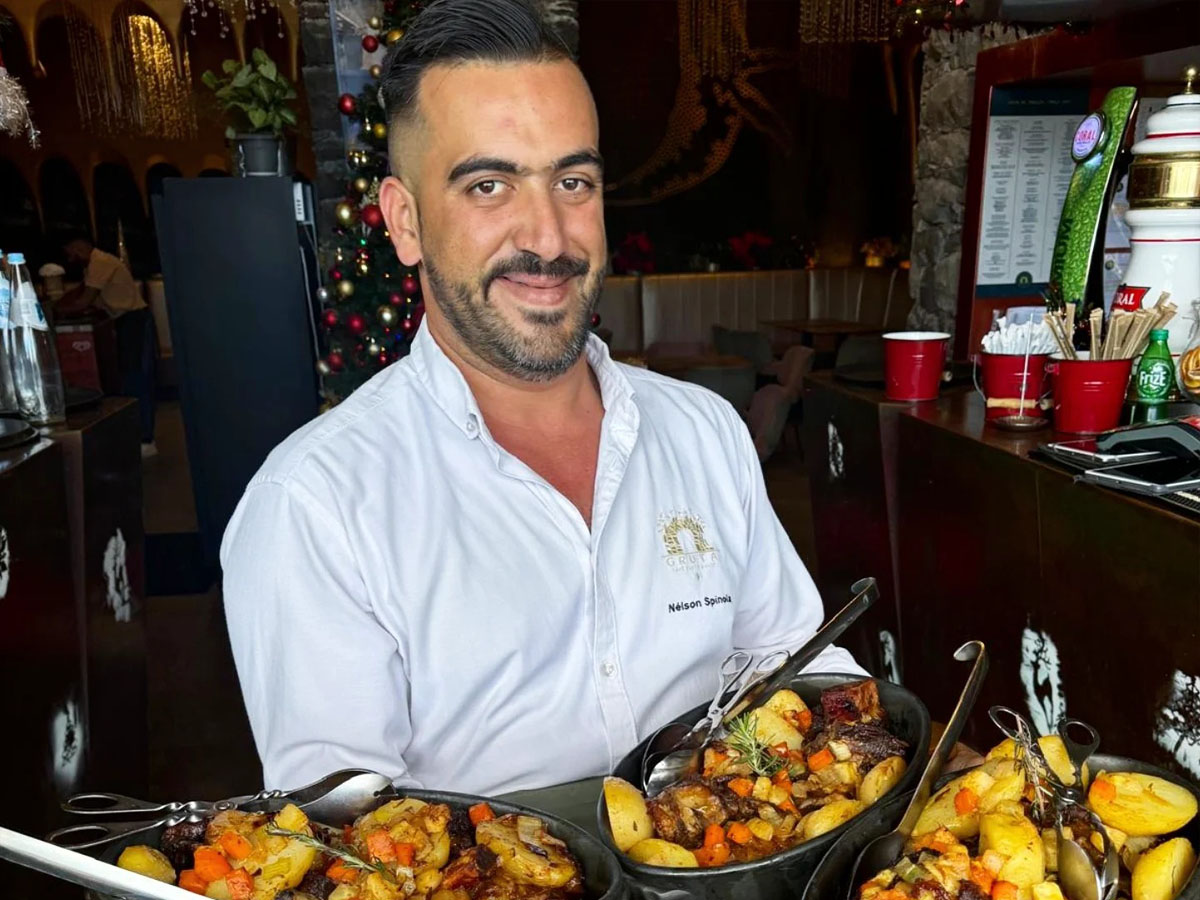 A-Gruta-restaurant-eat-and-drink-beyond-madeira5