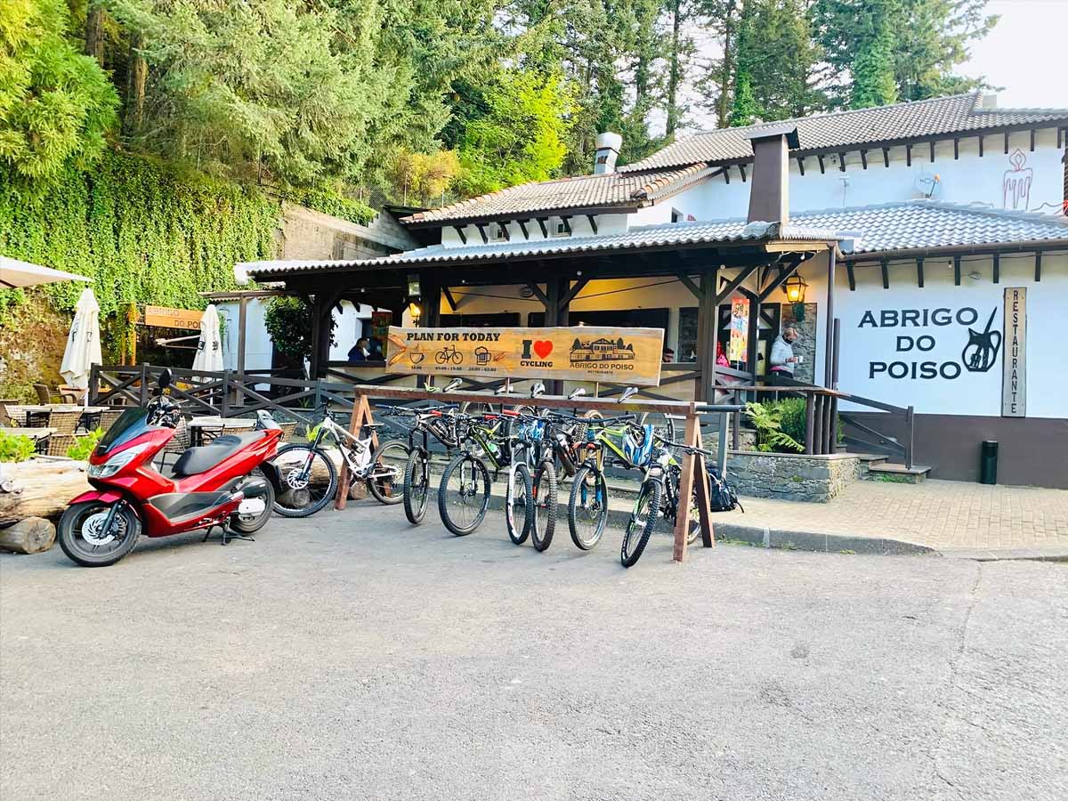 Abrigo-do-Poiso-restaurant-eat-and-drink-beyond-madeira1