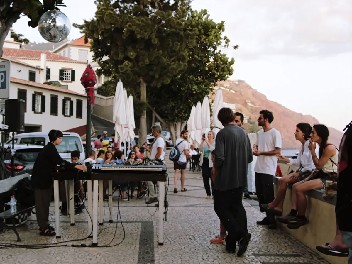 Beirrarinha-bar-eat-and-drink-beyond-madeira4