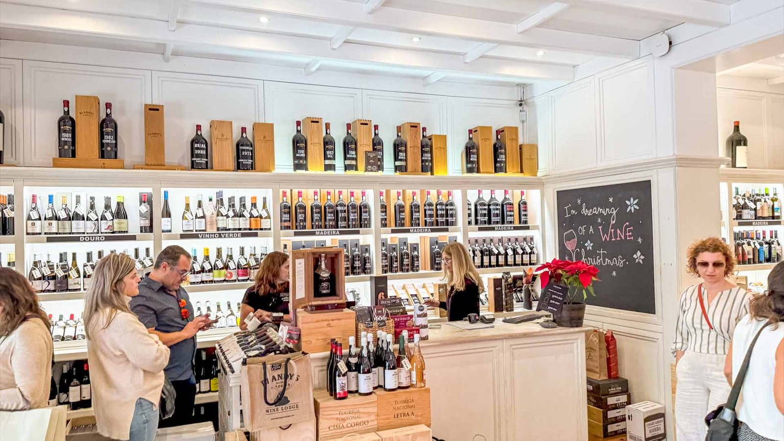 blandys-wine-lodge-see-and-go-beyond-madeira6